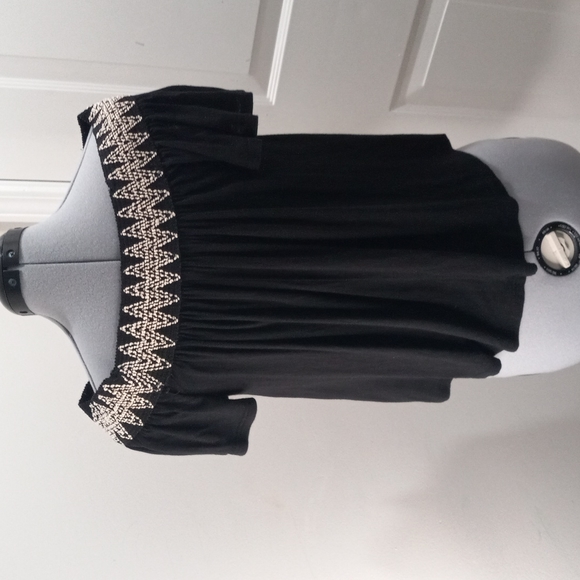 Charlotte Russe Sz Med, Off the Shoulder or not Top - Picture 5 of 7